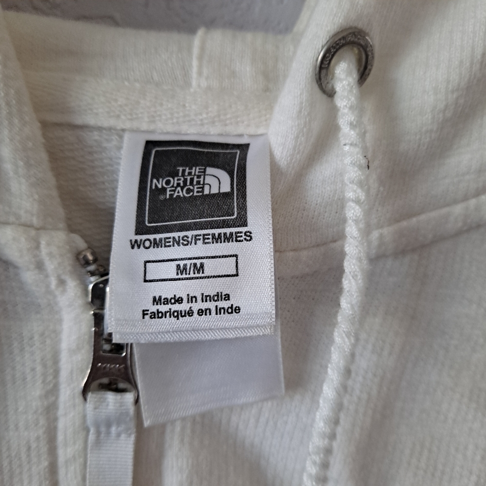 The North Face White embroidered sweatshirt - Picture 6 of 9
